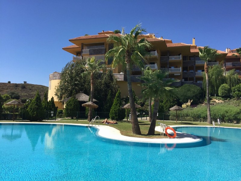 Benalmadena - 2 slaapkamers en 2 badkamers appartement met een open uitzicht in El Higueron